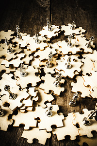War in a puzzle plan
