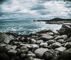 Atmosphere in a looming sea storm