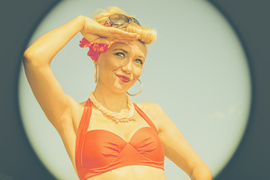 The classic bathing suit pinup