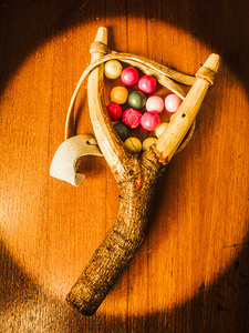 Bubblegum slingshot