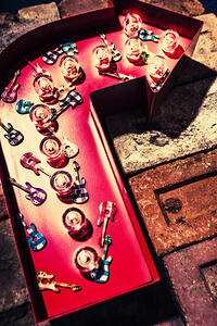 The rock n roll concert neon