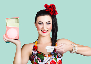 Pin up cleaning lady using laundry washing powder