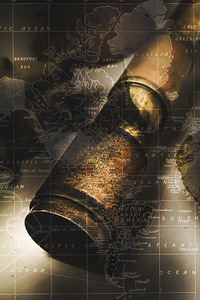 Maritime navigation telescope with map overlay