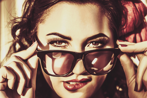 Hip 60s pinup girl in classic eyewear sunglasses Print