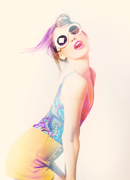 Sun flared 70s pin-up girl posing in funky colour Print