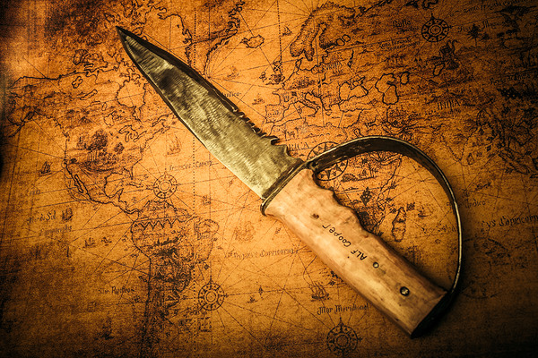 Pirate sword on buried treasure map Print