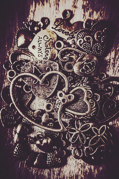 Decorating a love nest Print