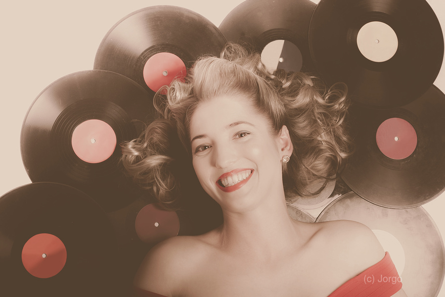 Classic pin up girl on vintage vinyl lp records  Imprimer