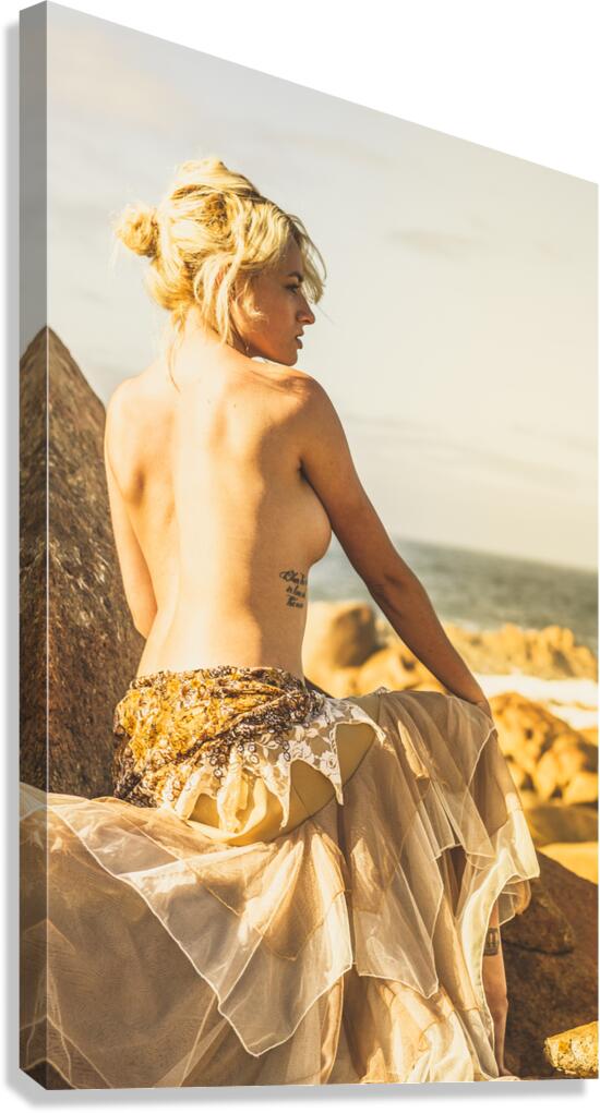 Bare elegance Canvas Print