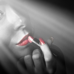 Dark fashion and make up beauty