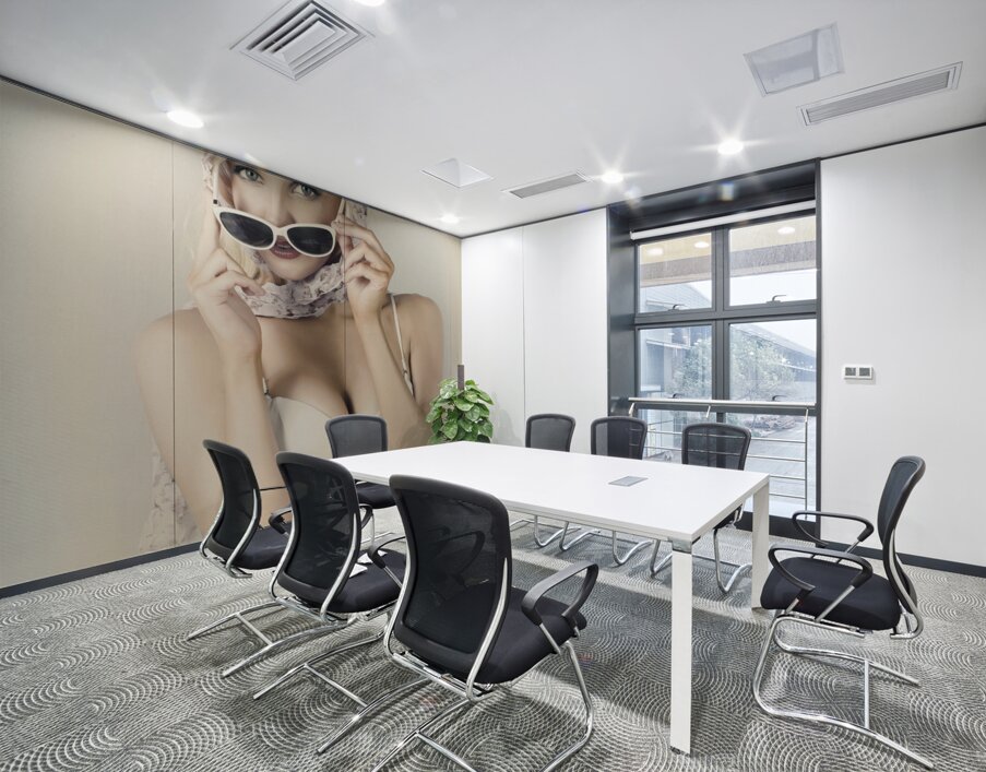 Retro Pin-up Girl In Classic Fashion Style Wall Printing