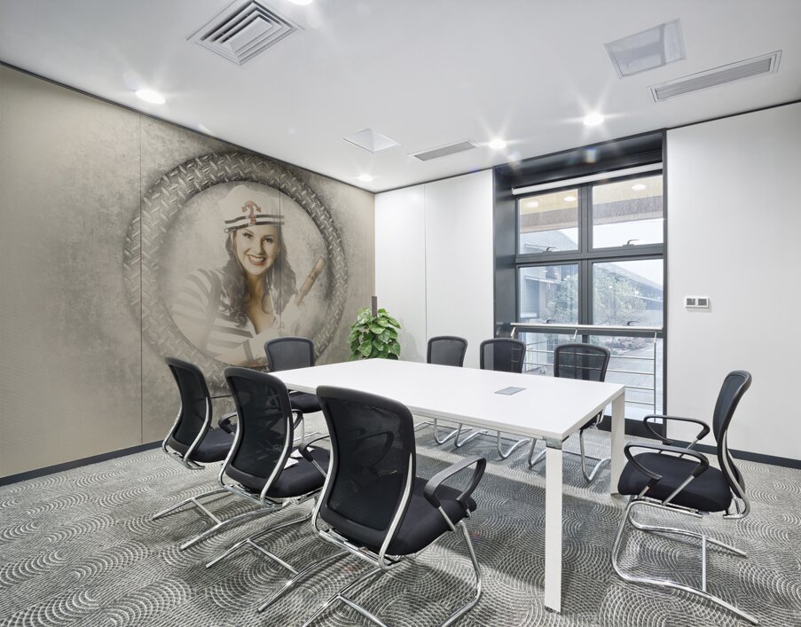 Boating pin-up woman on nautical shipping voyage Wall Printing