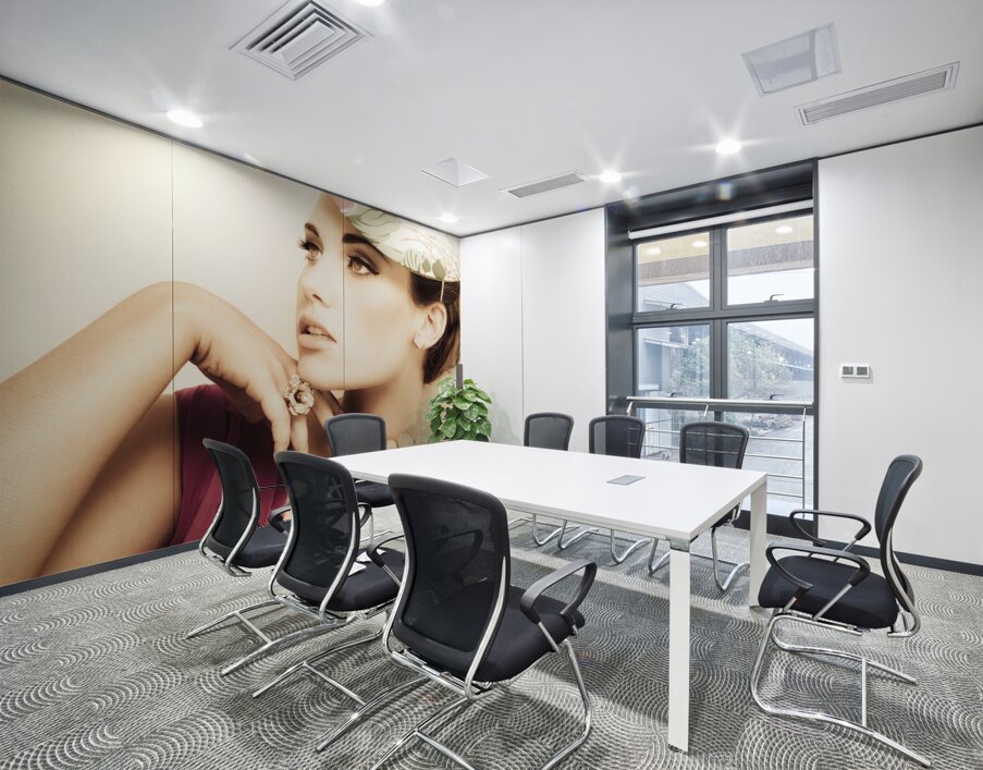 woman wearing v-neck blouse and floral hat Wall Printing