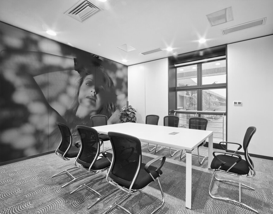 Dark black and white fashion art woman Wall Printing