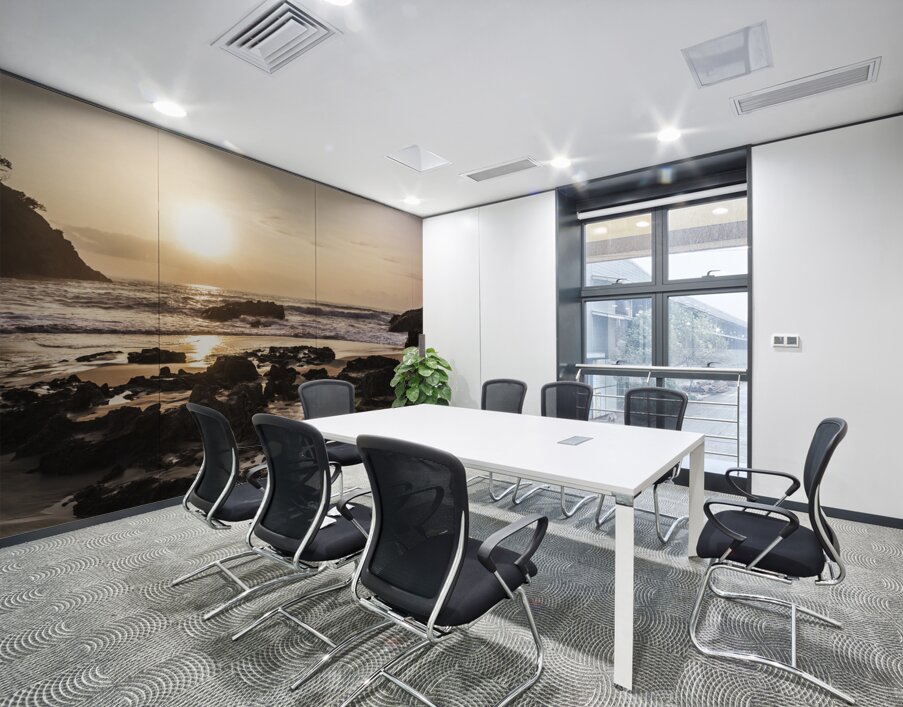 Sunlit stony seashore Wall Printing