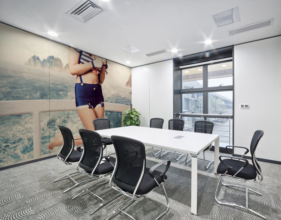 Ocean holiday pinup girl on cruise ship deck Wall Printing