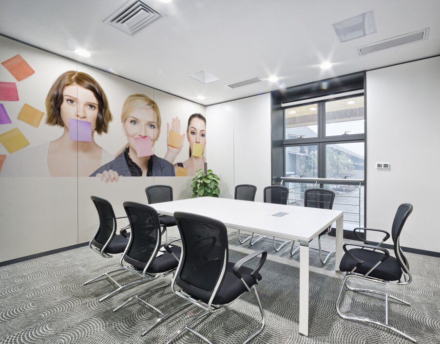 Busy business people with lots of sticky notes Wall Printing