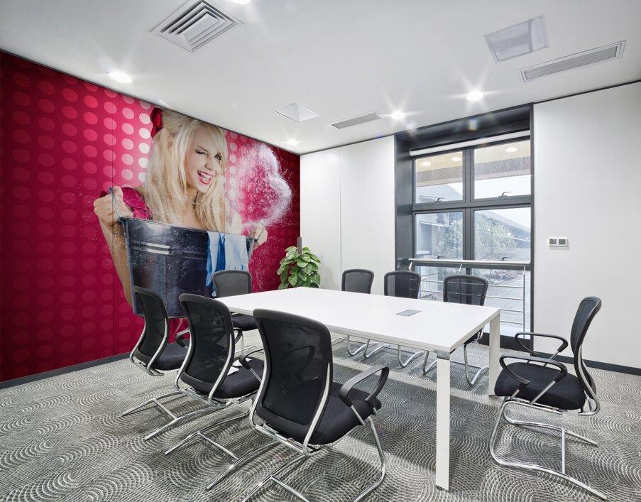 60s Retro Cleaning Lady With Metal Water Bucket Wall Printing