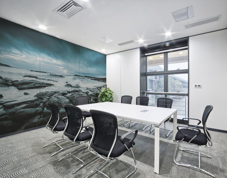 Suspenseful seas Wall Printing