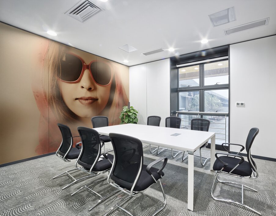 Old-fashioned mysterious beauty Wall Printing