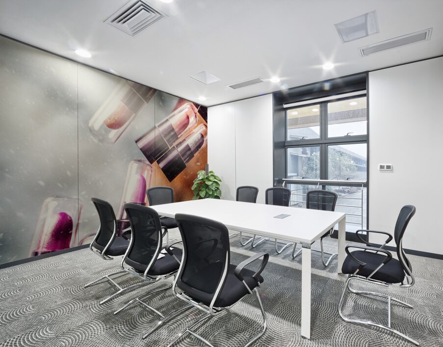 Cool Cosmetics Wall Printing