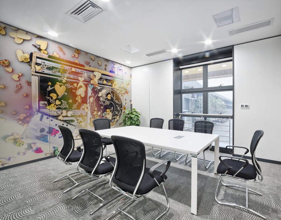 Retroed Wall Printing