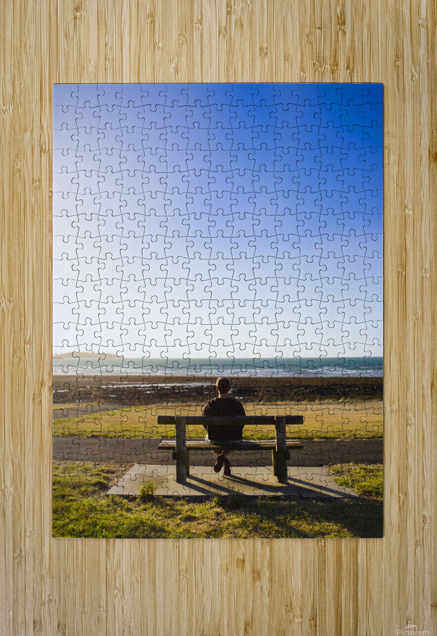Male tourist enjoying ocean landscape sunset Jorgo Puzzle printing