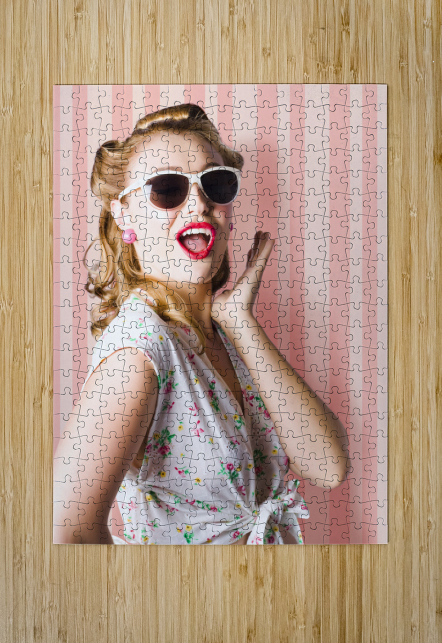Surprised Girl In Retro Fashion Style Glamur Jorgo Puzzle printing