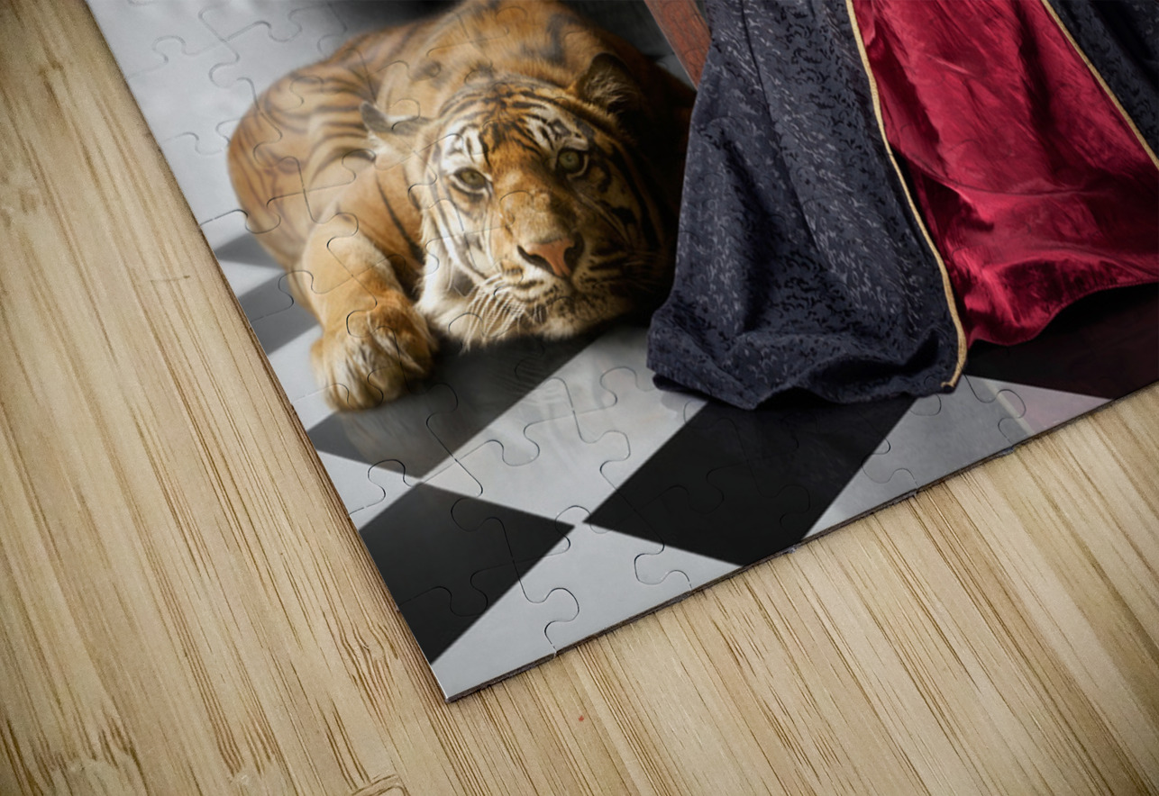 Fashion queen in crown sitting in jester court Jorgo Puzzle