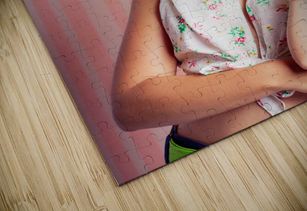 Glamorous Retro Blonde Girl Thinking Fashion Ideas Jorgo Puzzle