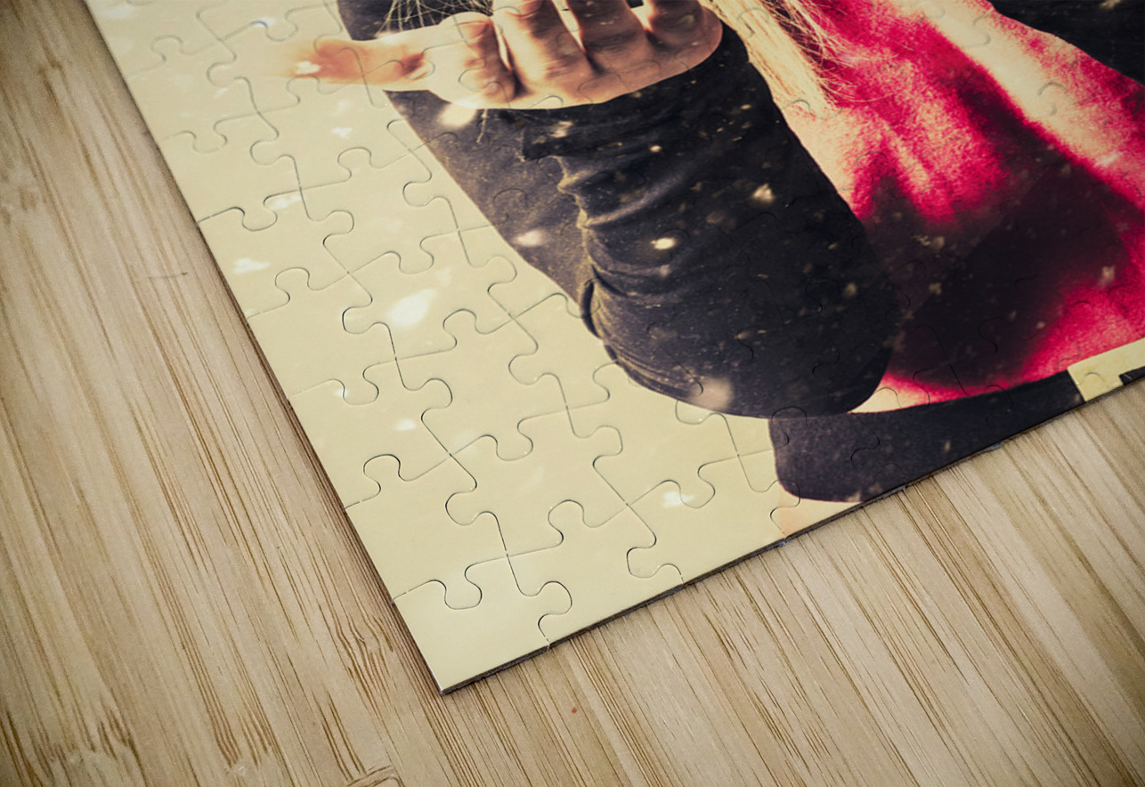  Vintage girl celebrating a white Christmas Jorgo Puzzle