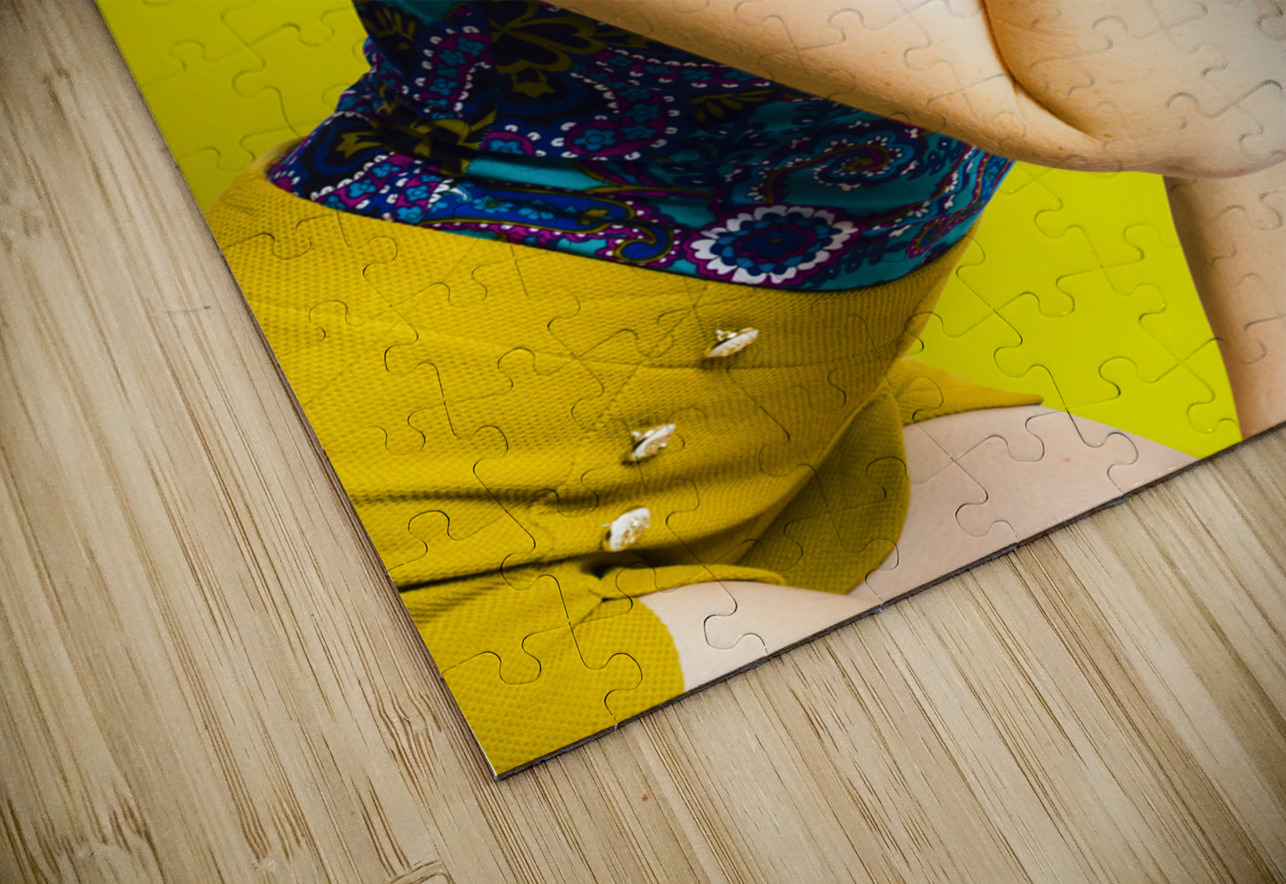 Retro yellow fashion portrait  Jorgo Puzzle