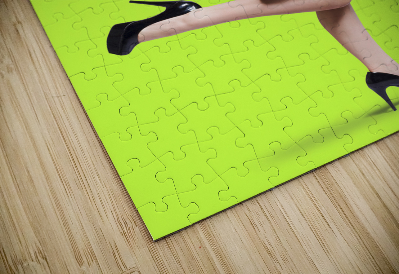 Happy woman in retro dress Jorgo Puzzle