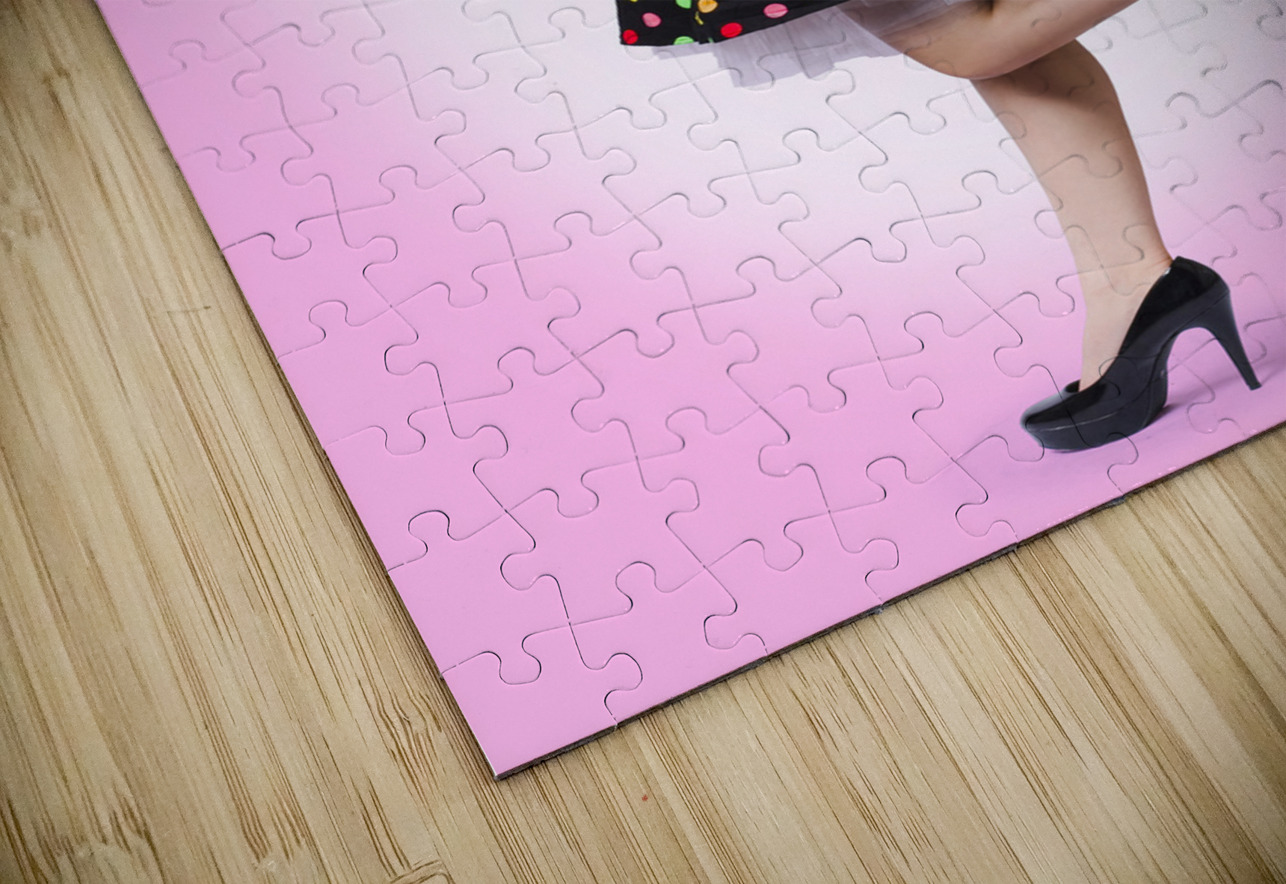 Cute Pin-Up Style Fashion Model In Retro Dress Jorgo Puzzle